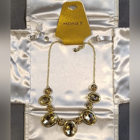 NWT Monet gold-tone necklace, bracelet, and drop earring set brown/smoky quartz - Picture 13 of 16